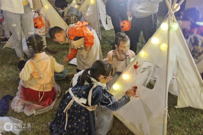 Trick or Treat 黎岸创艺之万圣节精彩回顾 美博艺术中心 万圣节 黎岸 小孩 鬼怪 逐家 糖果 群众 之中 人类 Halloween 崇真艺客